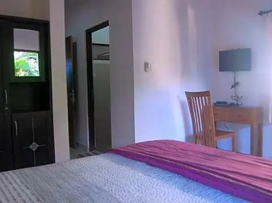 Hotel Star East Amed 2*